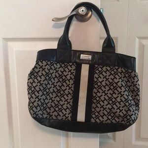 Tommy Hilfiger purse